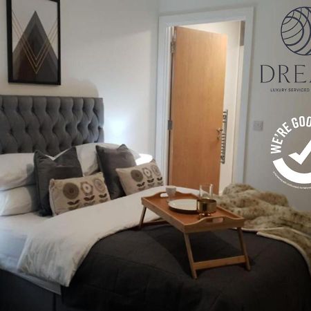 Dream Apartments Manchester Salford  Exterior photo